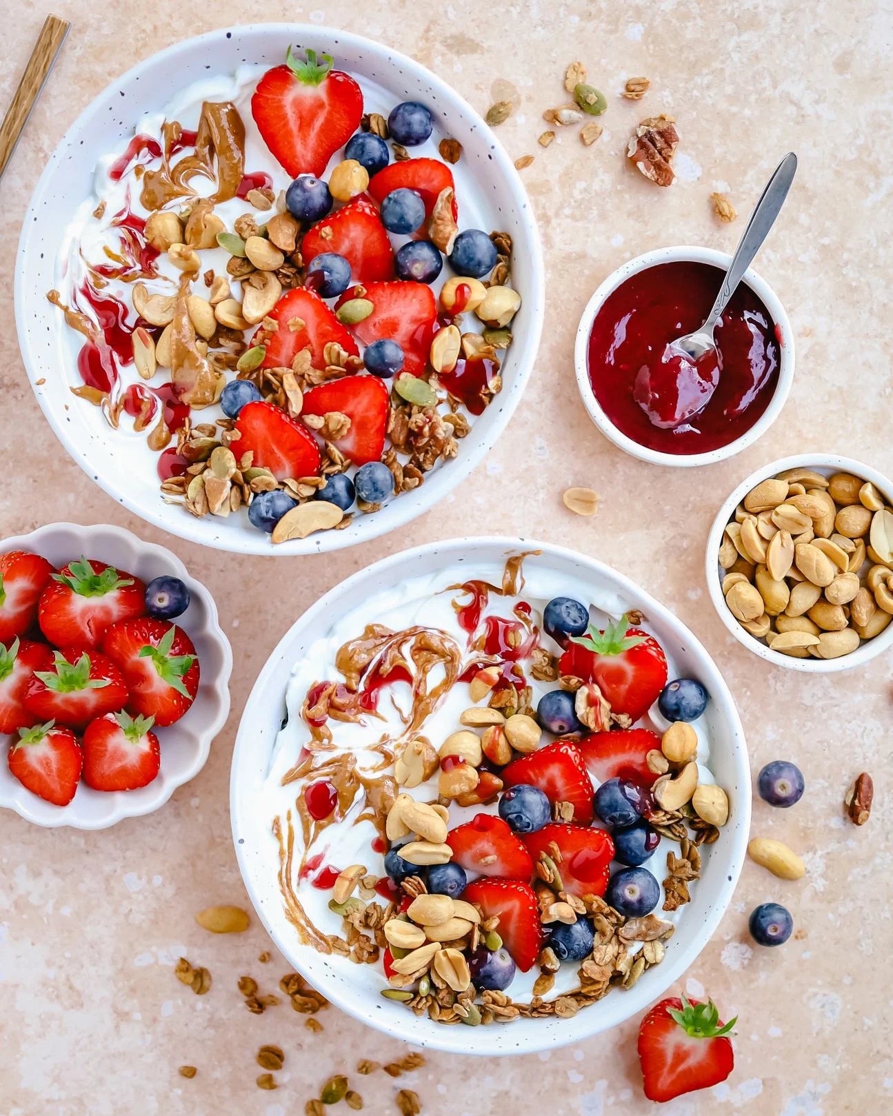 Peanut Butter Jelly Yoghurtbowl