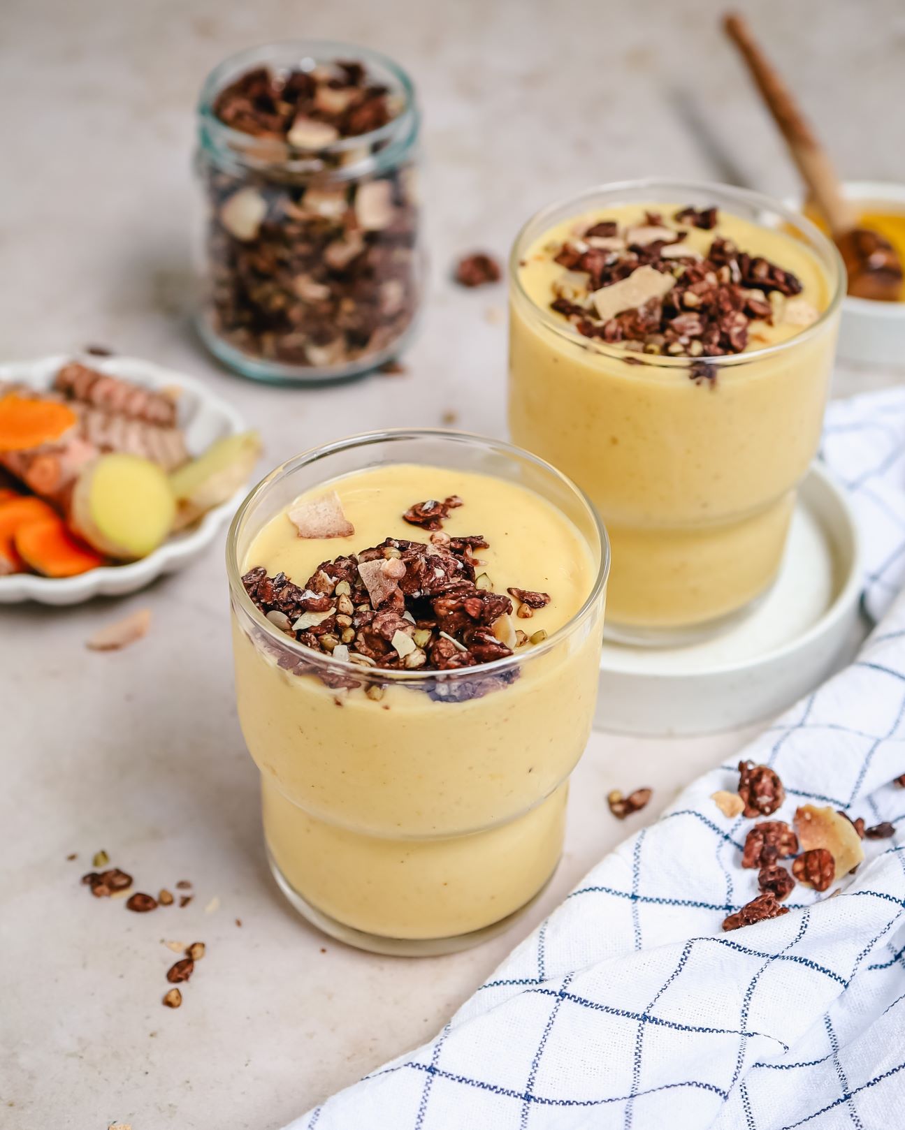 Gouden kurkuma-gember smoothies