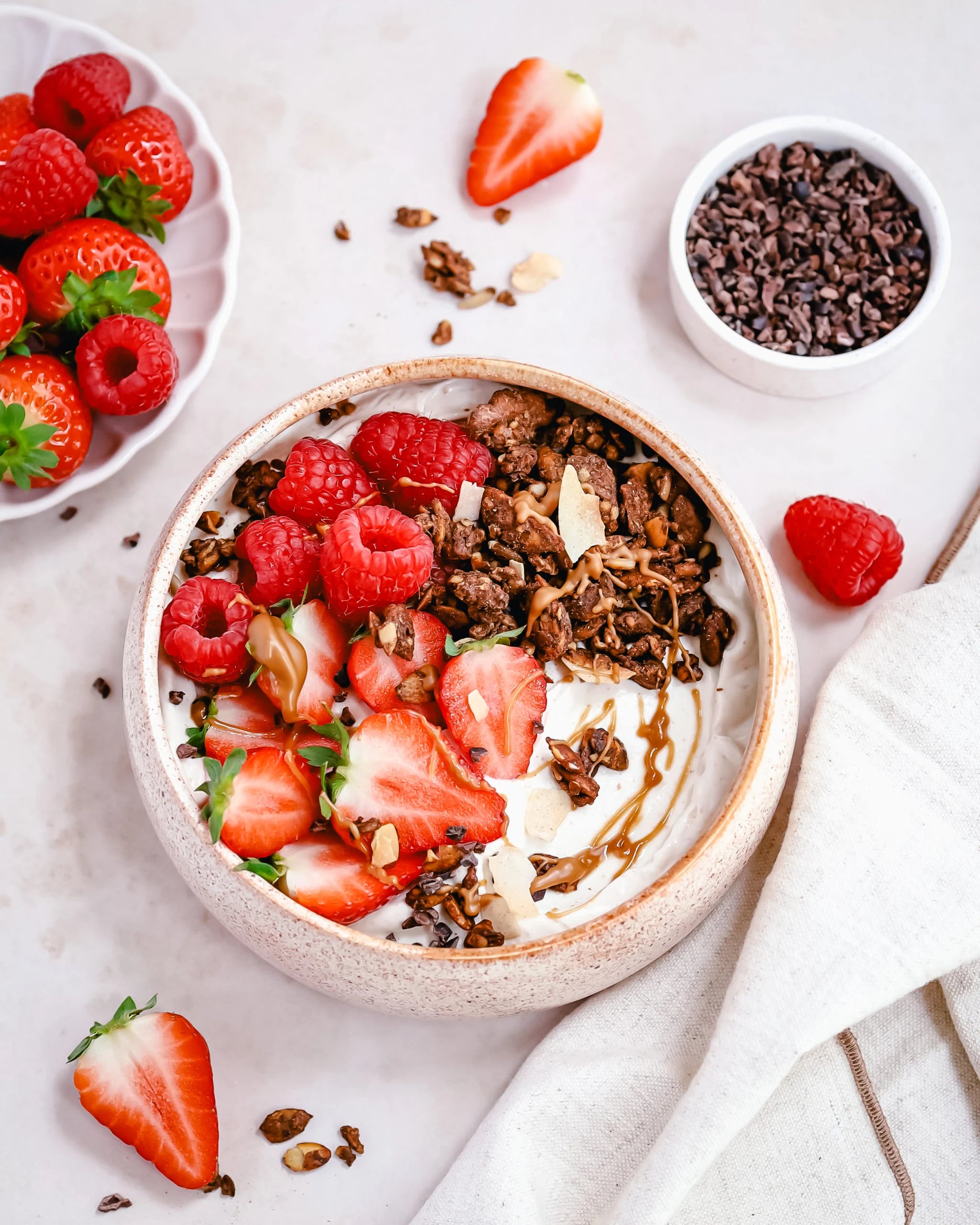 Peanut Yoghurt Bowl met Koffie Keto Granola